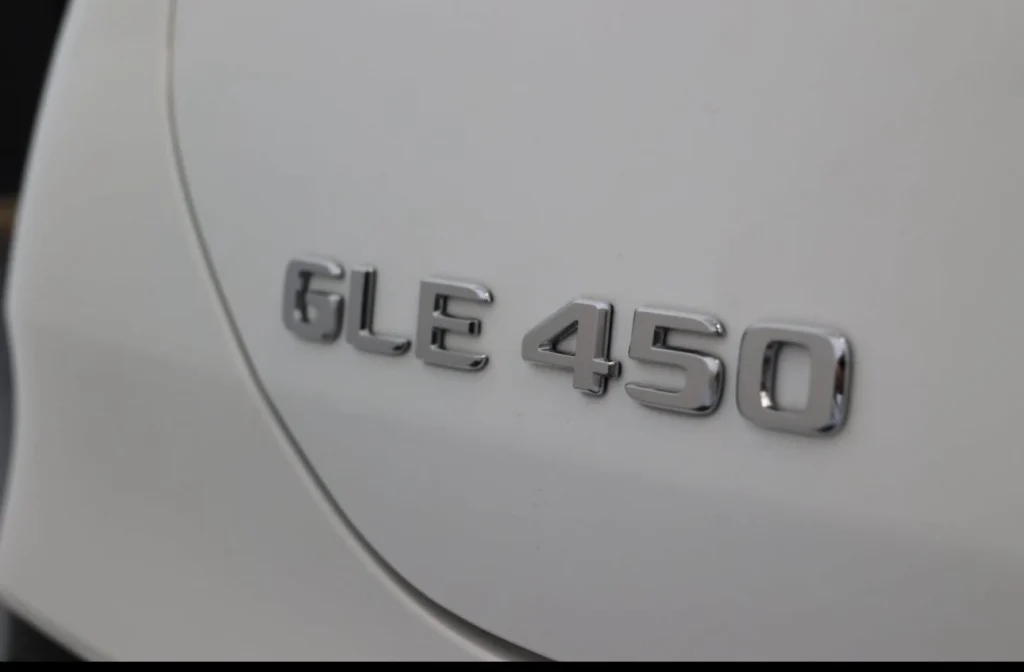 صورة السيارة