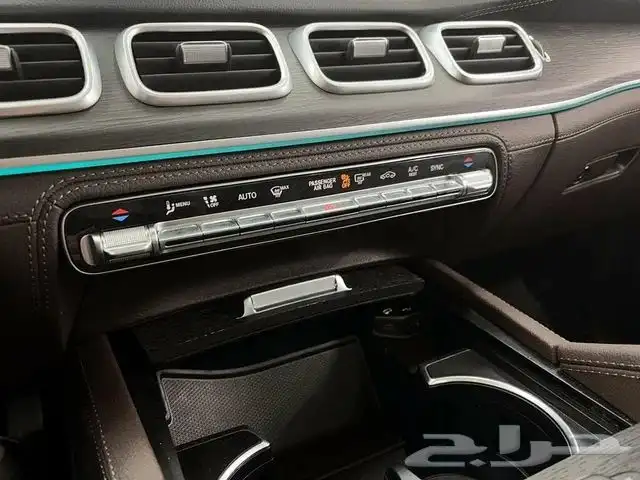 صورة السيارة