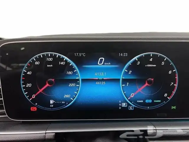 صورة السيارة