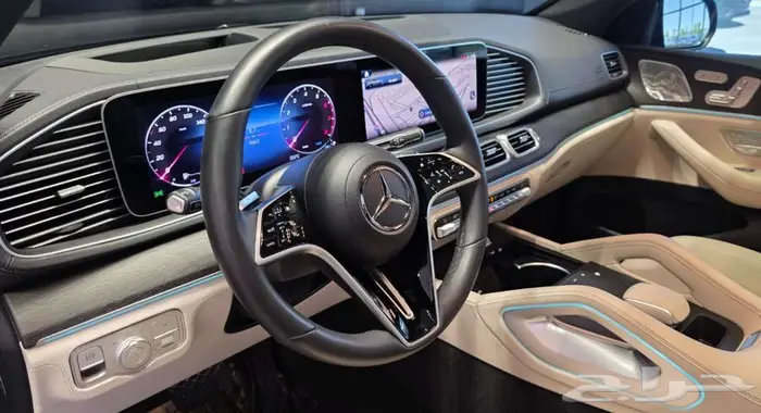 صورة السيارة