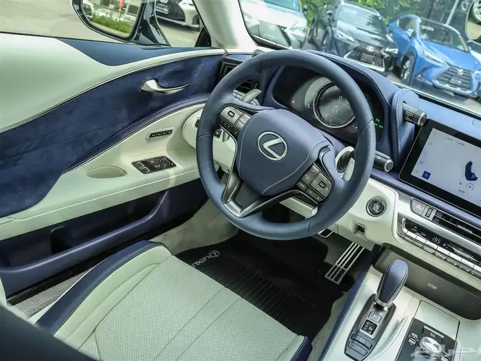 صورة السيارة