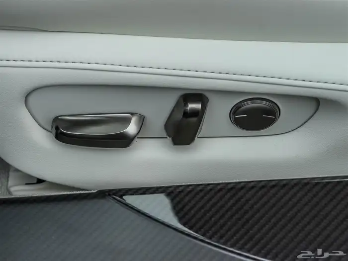 صورة السيارة