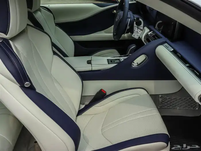 صورة السيارة