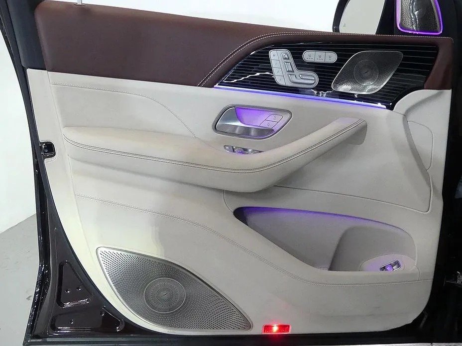 صورة السيارة