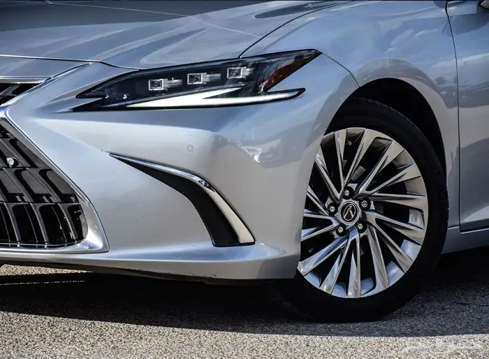 صورة السيارة