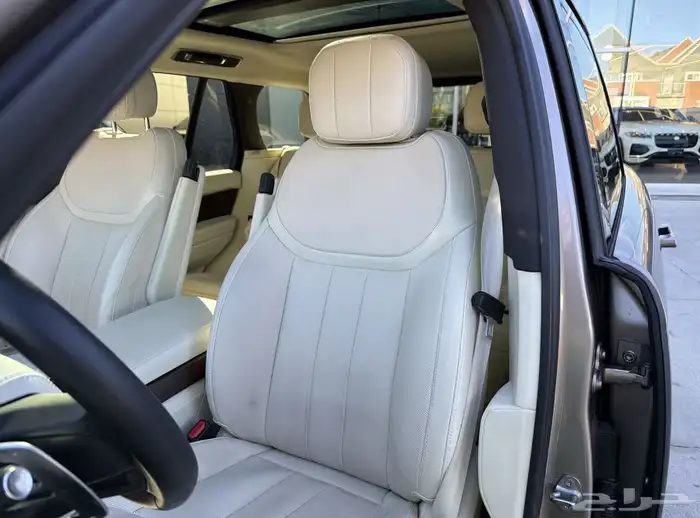 صورة السيارة