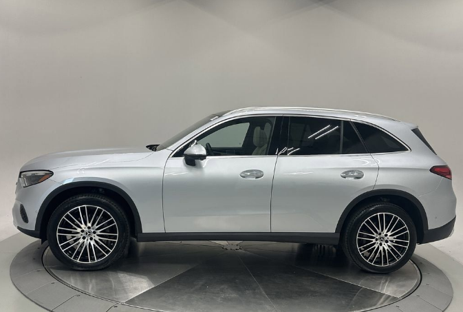 صورة السيارة