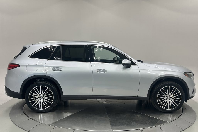 صورة السيارة