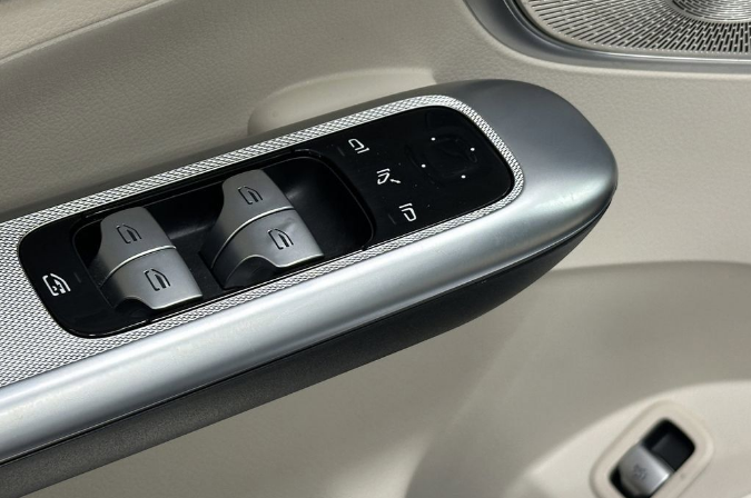 صورة السيارة