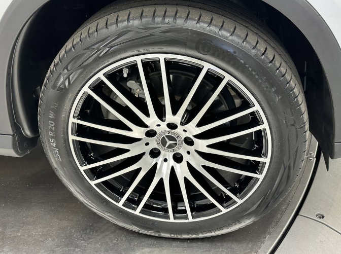 صورة السيارة