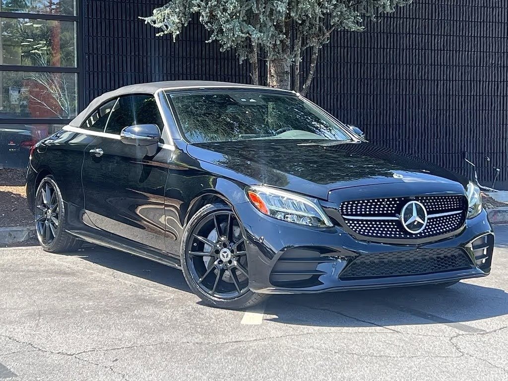 صورة السيارة