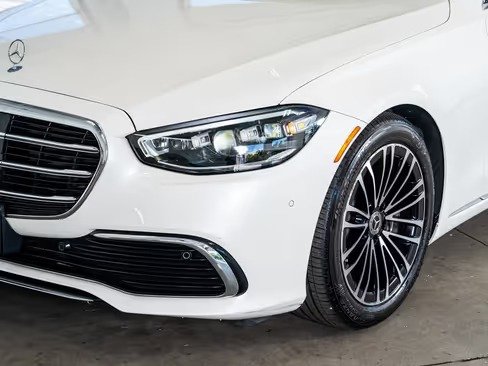 صورة السيارة