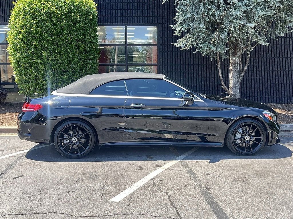 صورة السيارة