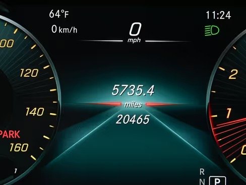 صورة السيارة