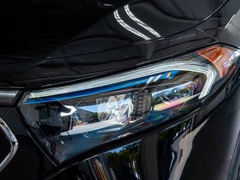 صورة السيارة