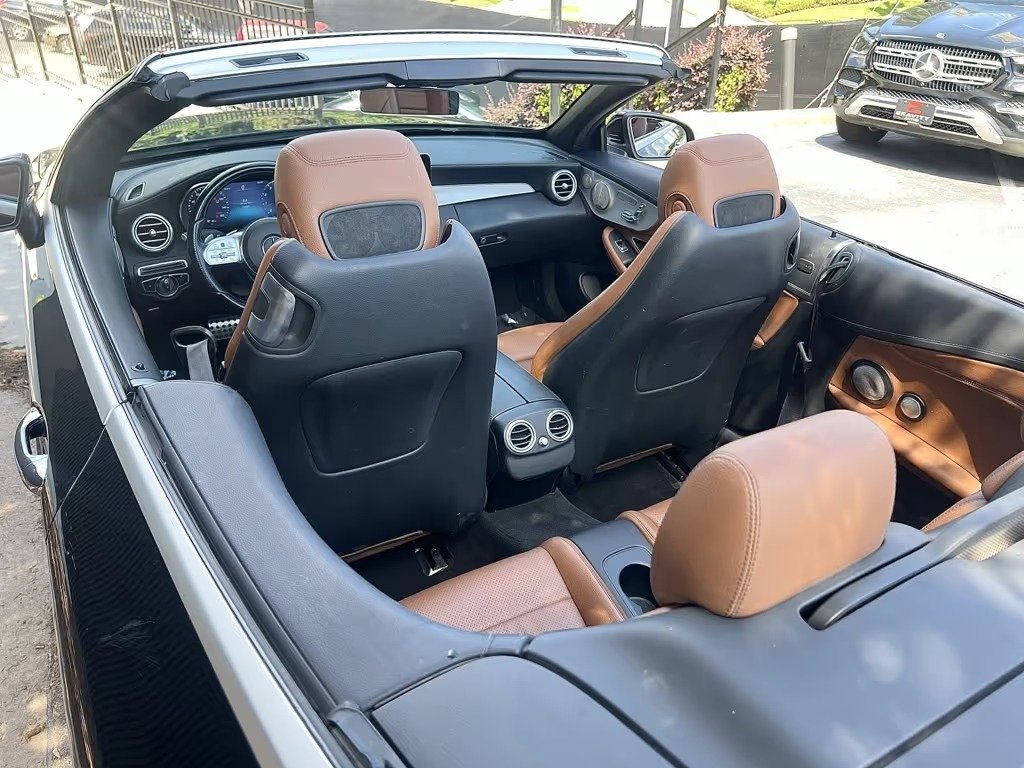 صورة السيارة