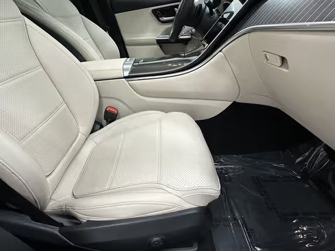 صورة السيارة