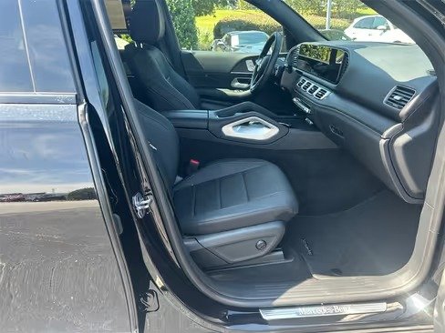 صورة السيارة