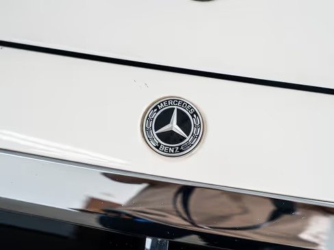 صورة السيارة