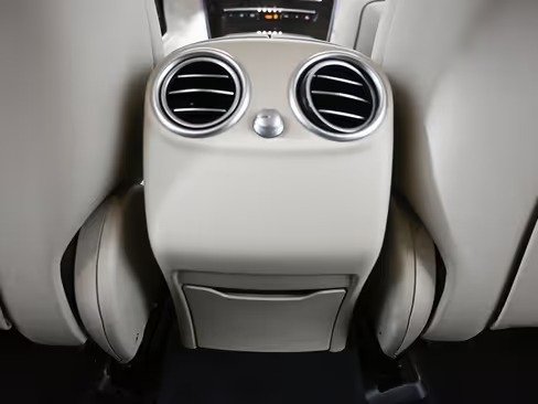 صورة السيارة