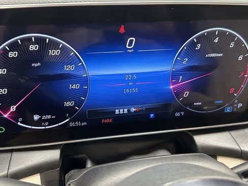 صورة السيارة