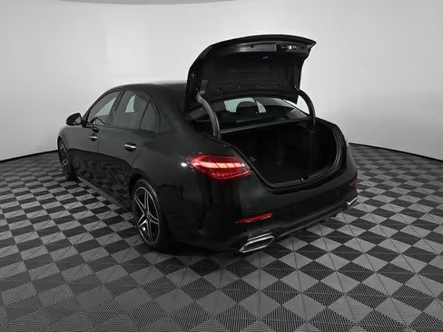 صورة السيارة