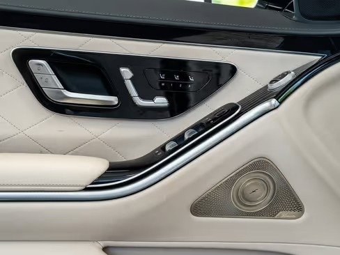 صورة السيارة