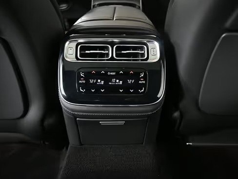 صورة السيارة