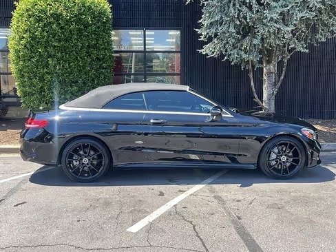 صورة السيارة