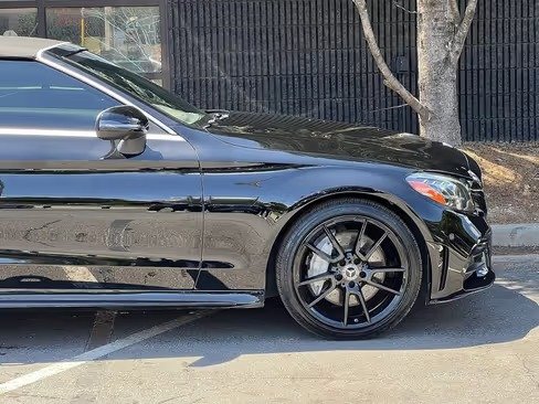 صورة السيارة