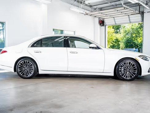 صورة السيارة