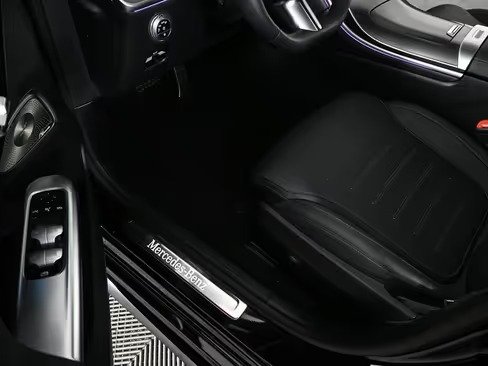 صورة السيارة