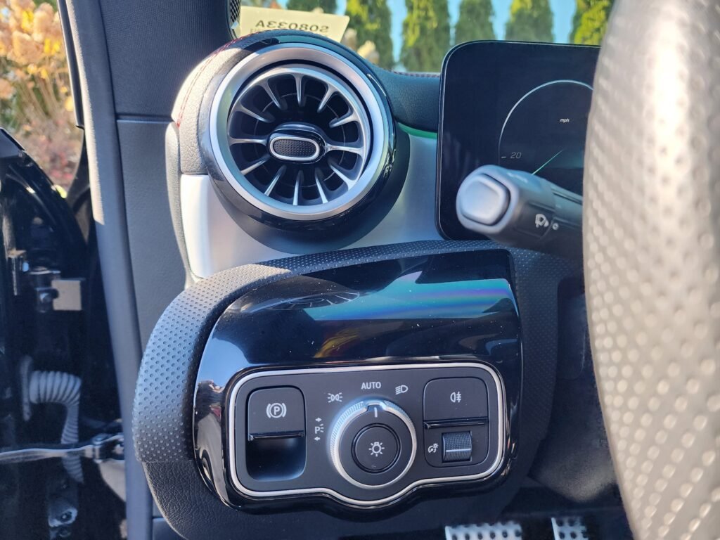 صورة السيارة