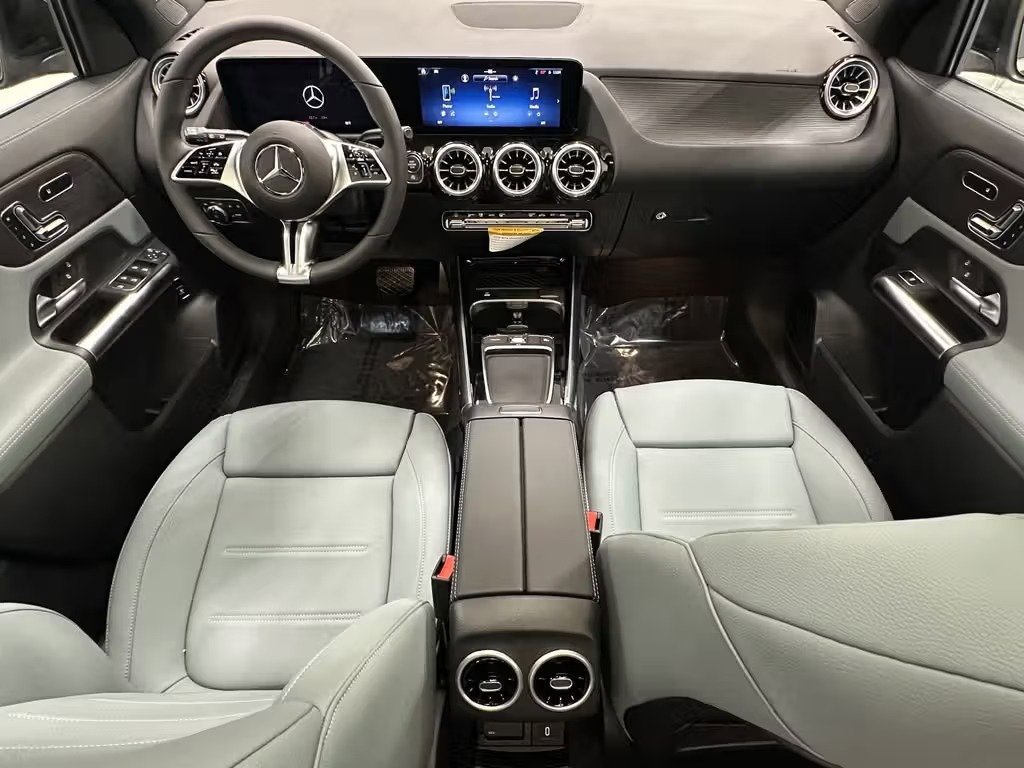 صورة السيارة