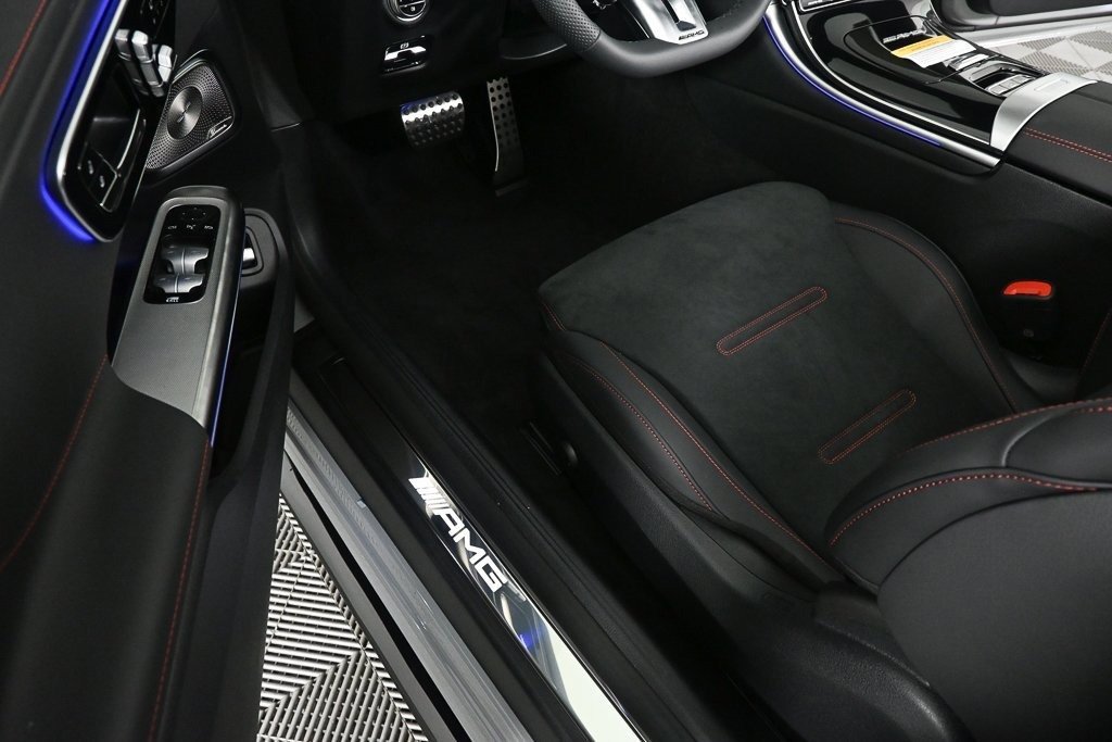 صورة السيارة