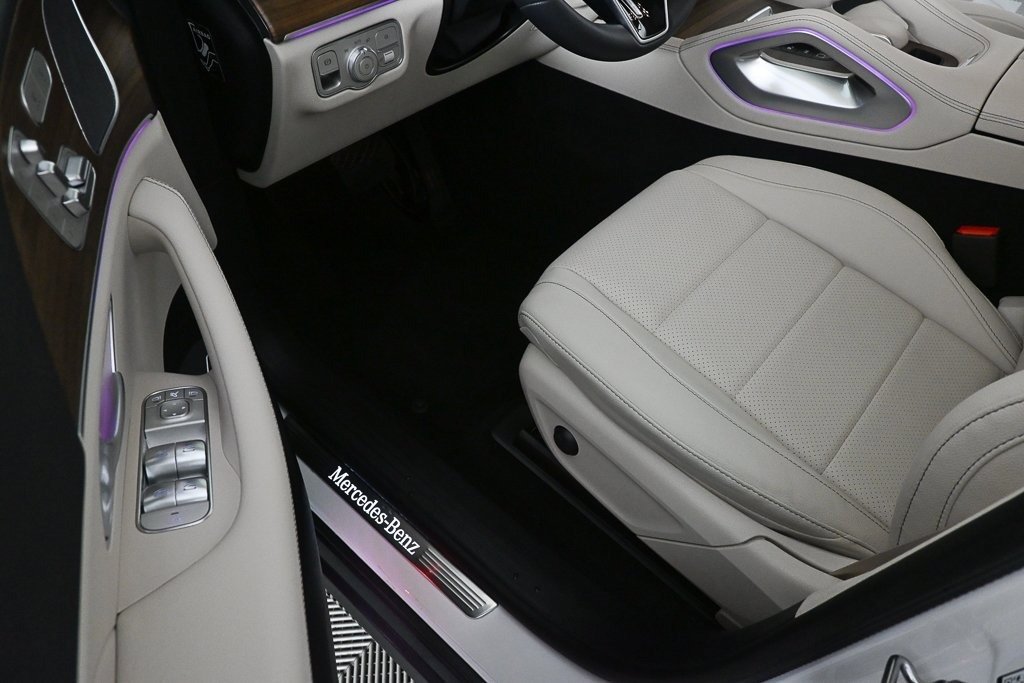 صورة السيارة