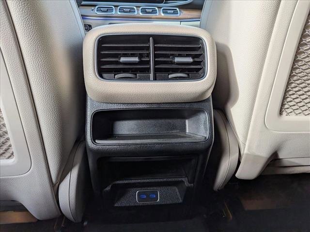 صورة السيارة