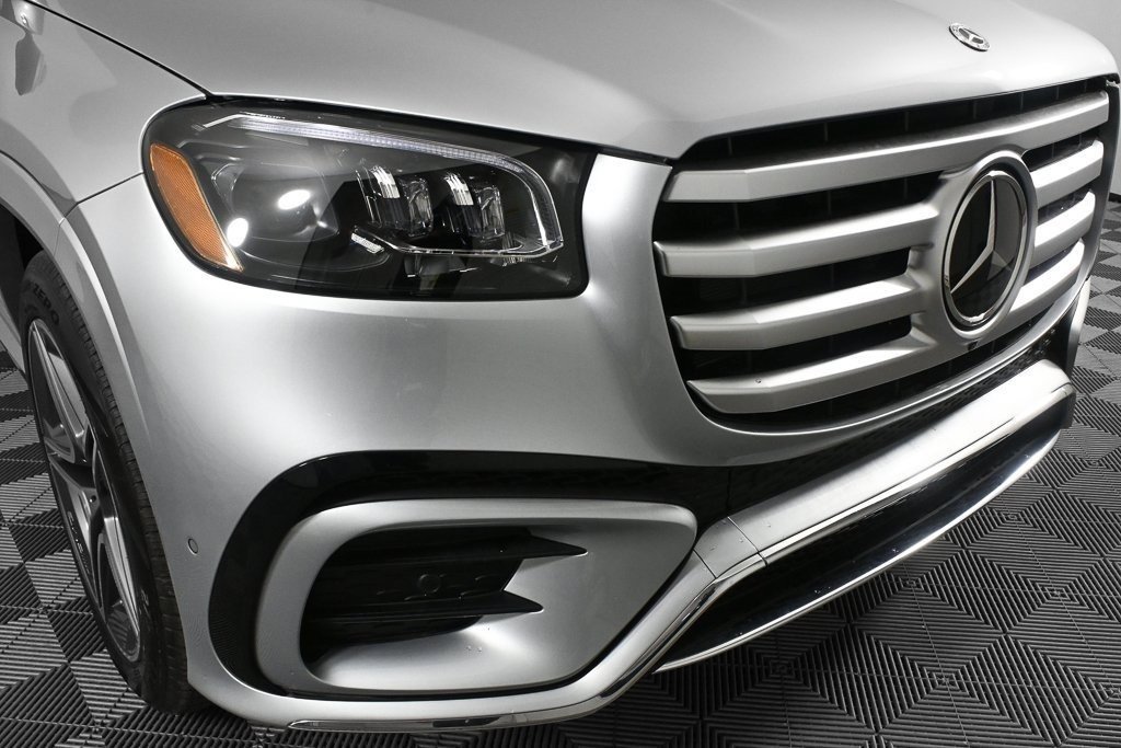 صورة السيارة