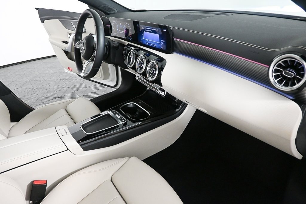 صورة السيارة