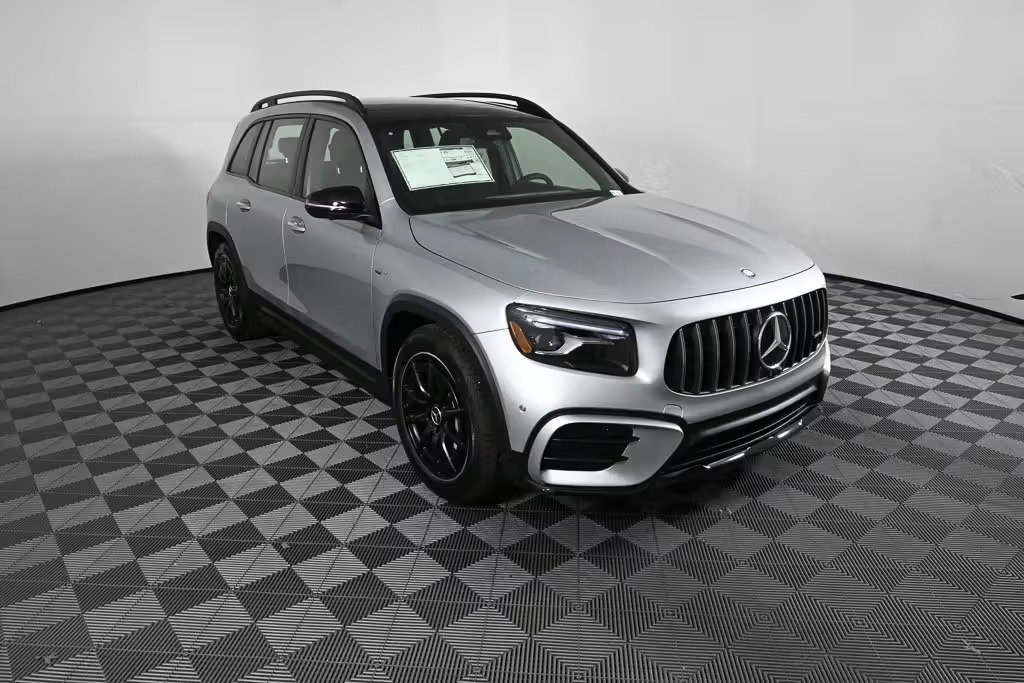 صورة السيارة