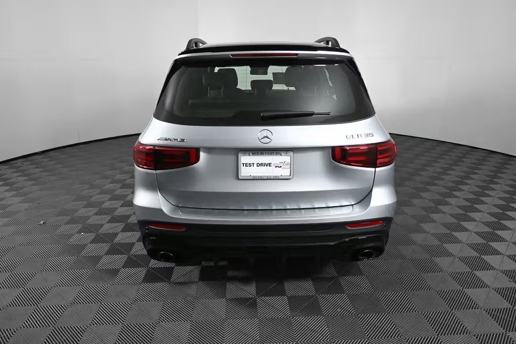 صورة السيارة