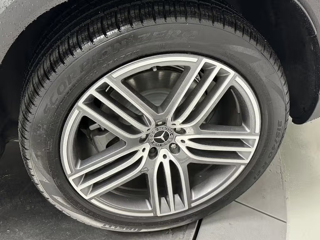 صورة السيارة