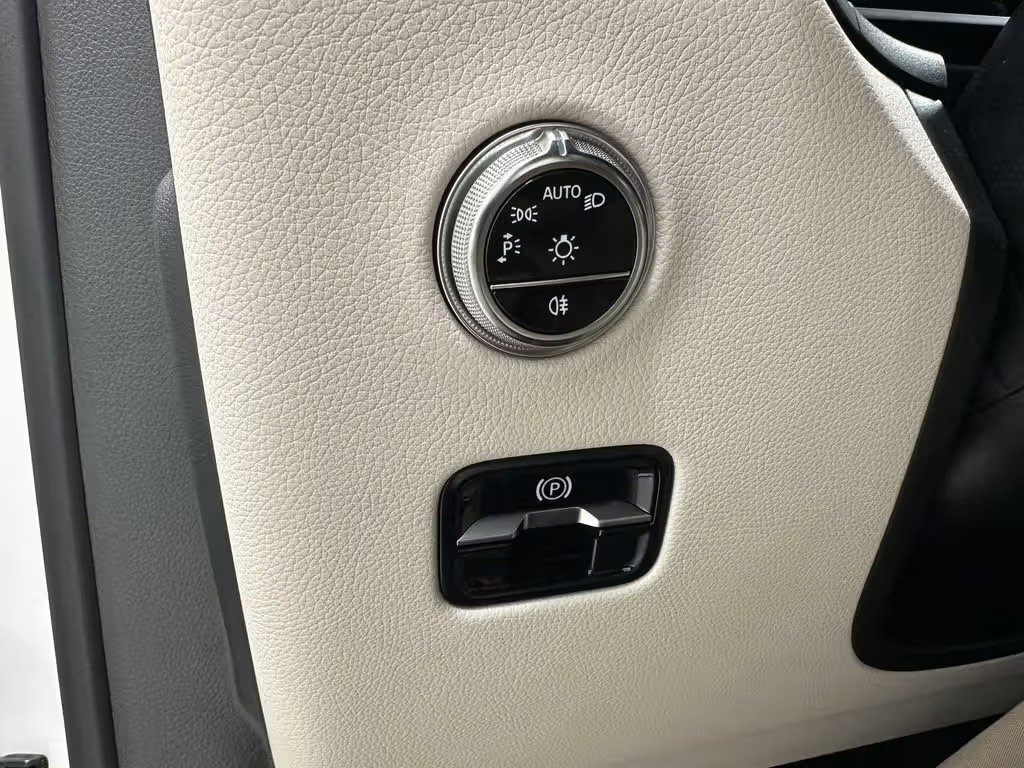 صورة السيارة