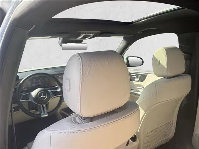 صورة السيارة