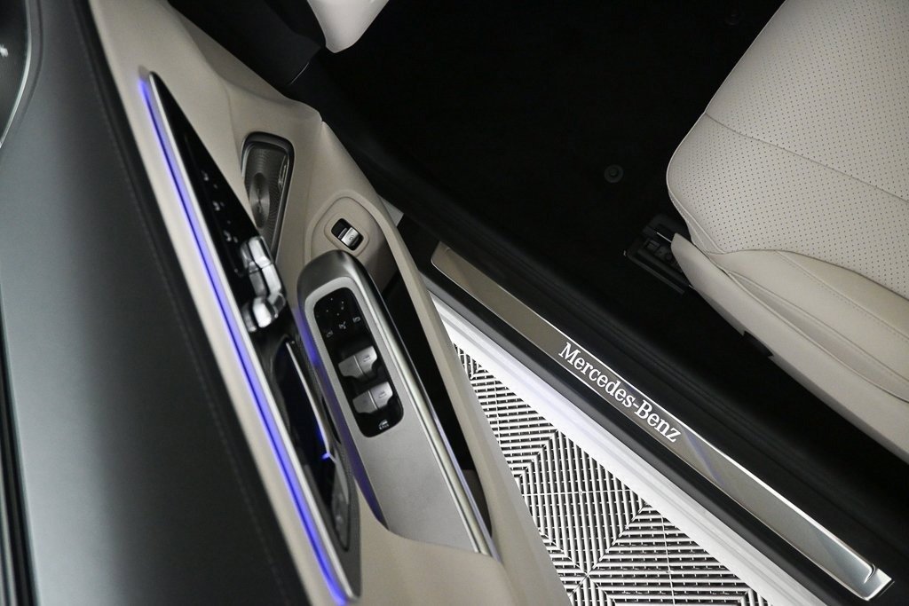 صورة السيارة