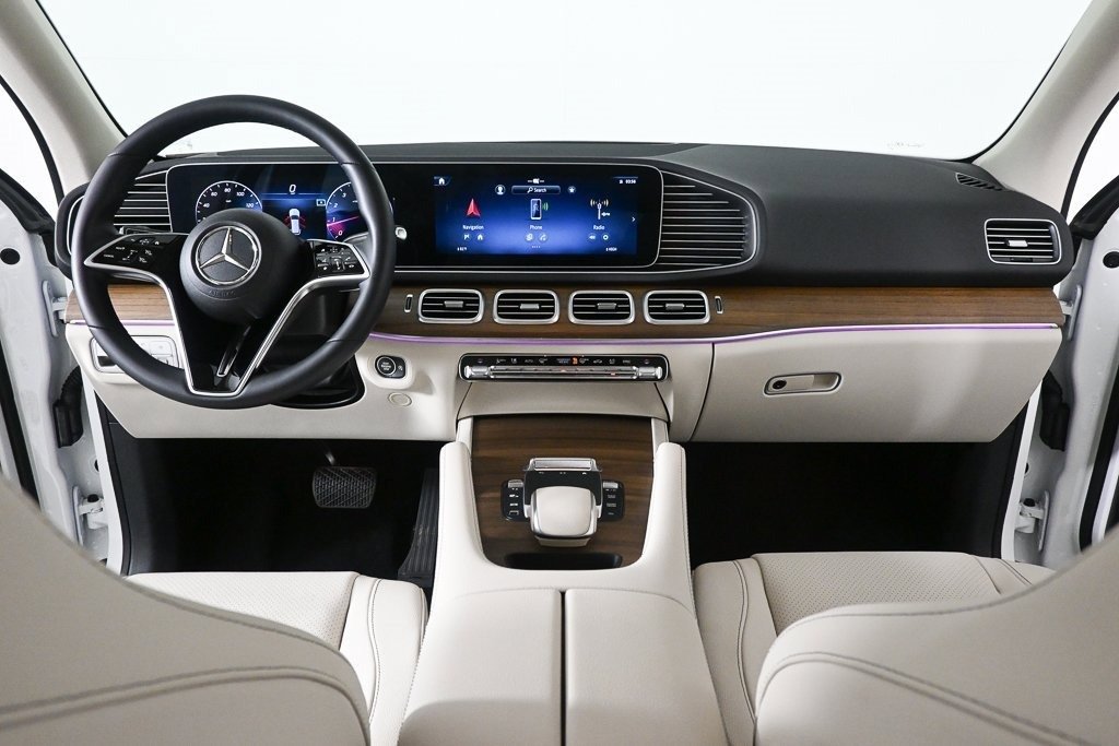 صورة السيارة