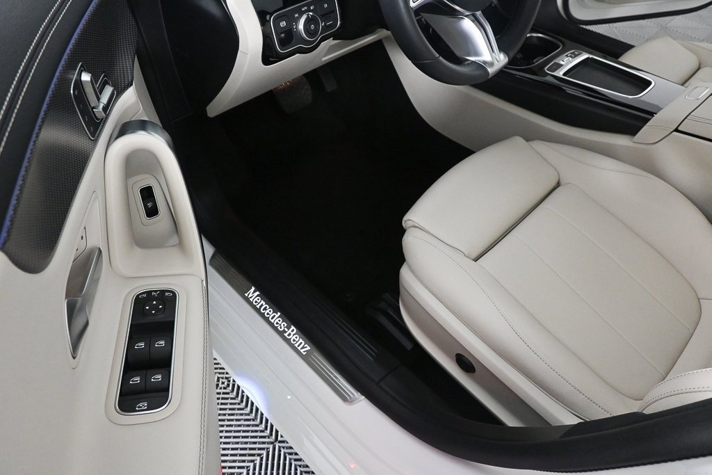 صورة السيارة