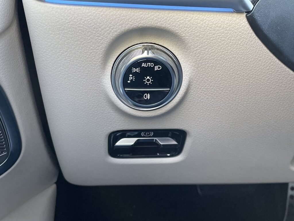 صورة السيارة