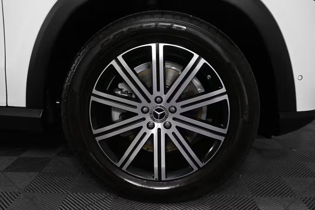 صورة السيارة