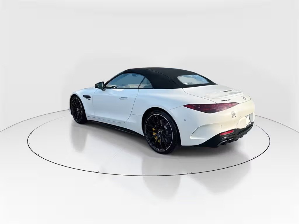 صورة السيارة